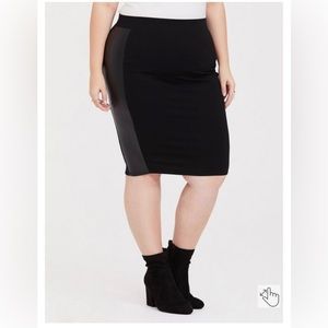 Torrid Black Ponte & Faux Leather Pencil Skirt